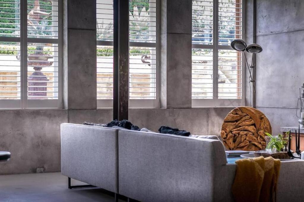 Ocean Beach House Sorrento - Luxury with Heated Pool and Spa