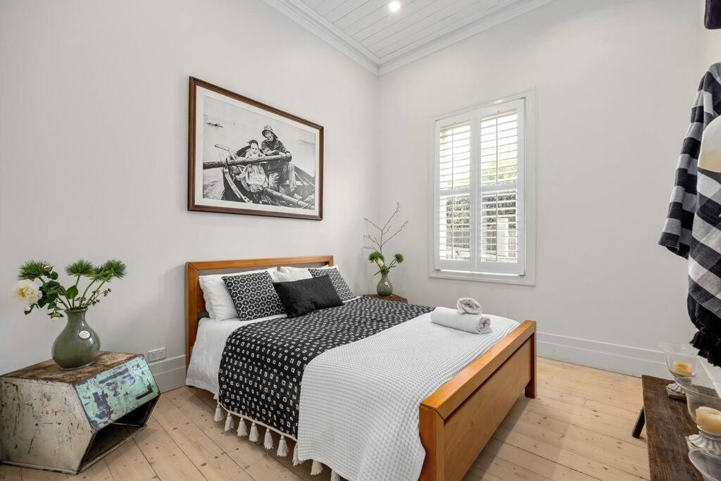 Ocean Beach House Sorrento - Luxury with Heated Pool and Spa