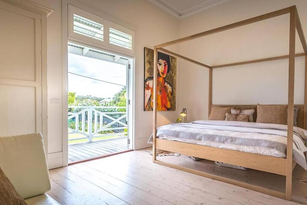 Ocean Beach House Sorrento - Luxury with Heated Pool and Spa