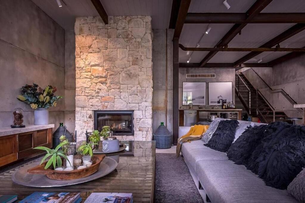 Ocean Beach House Sorrento - Luxury with Heated Pool and Spa