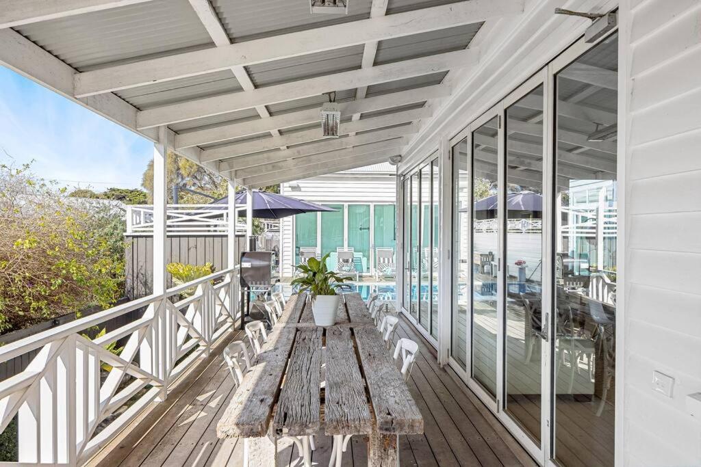 Ocean Beach House Sorrento - Luxury with Heated Pool and Spa