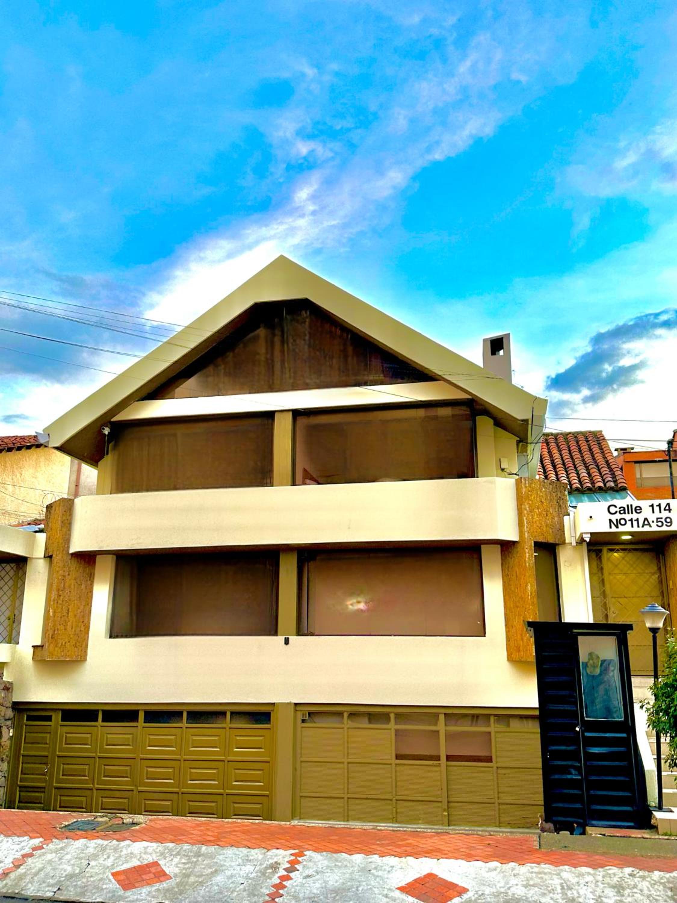 Hotel One Fourteen Rooms - Image 1