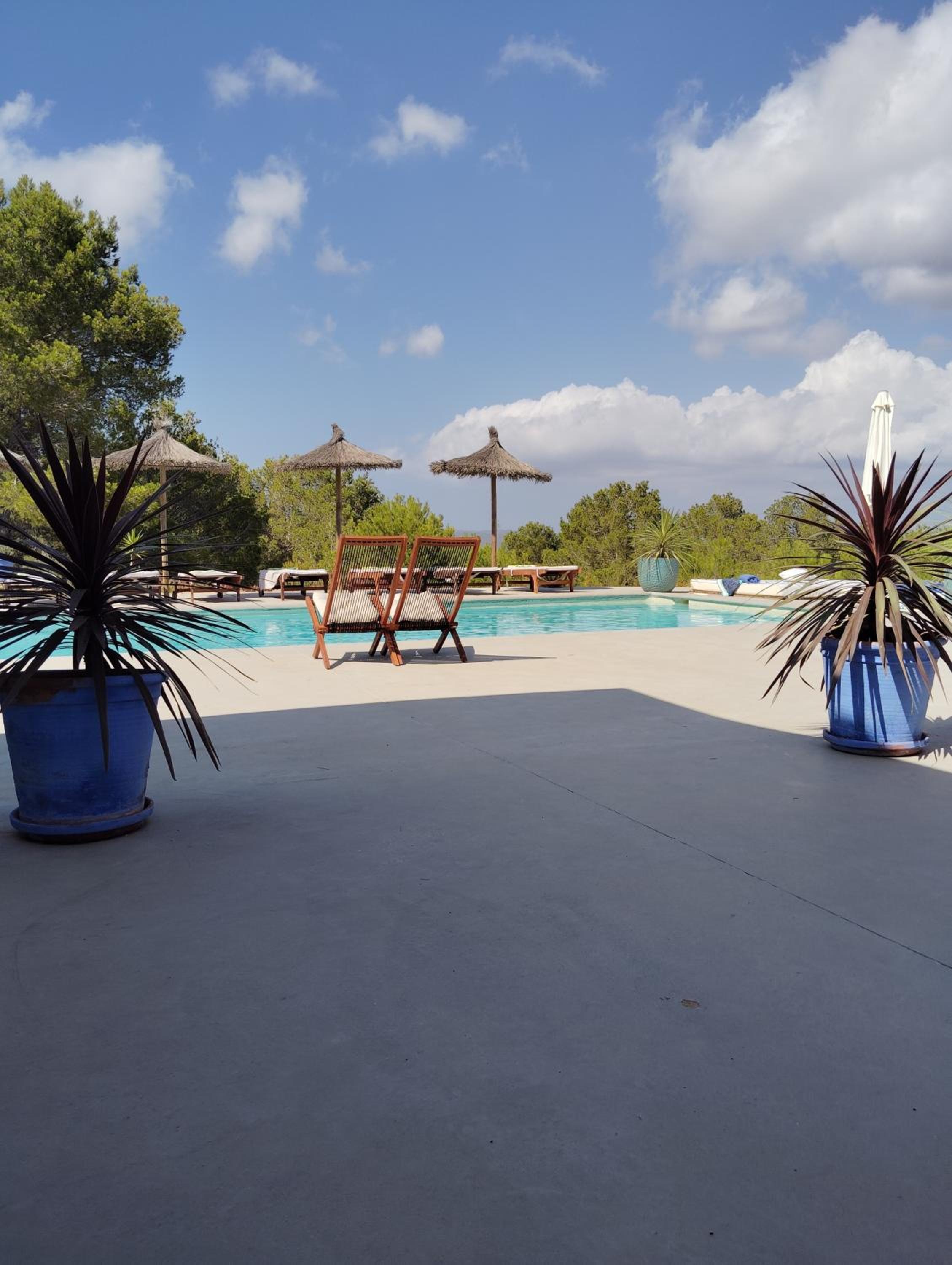 Villa - 6 Bedrooms - Pool - Garden - Sea View