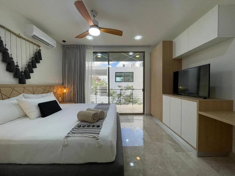 Brava Towers 3BR - Next Level B
