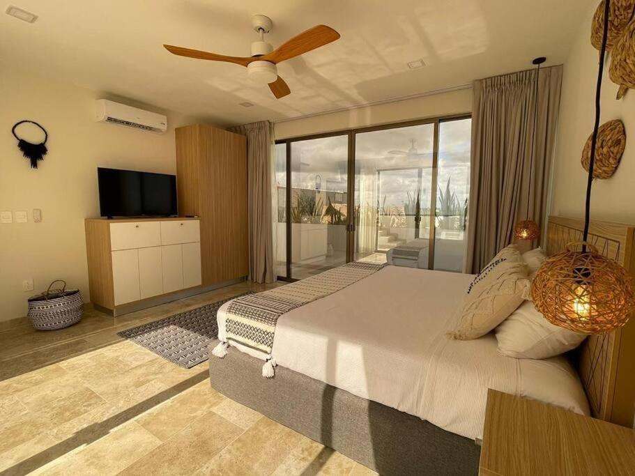 Brava Towers 3BR - Next Level B