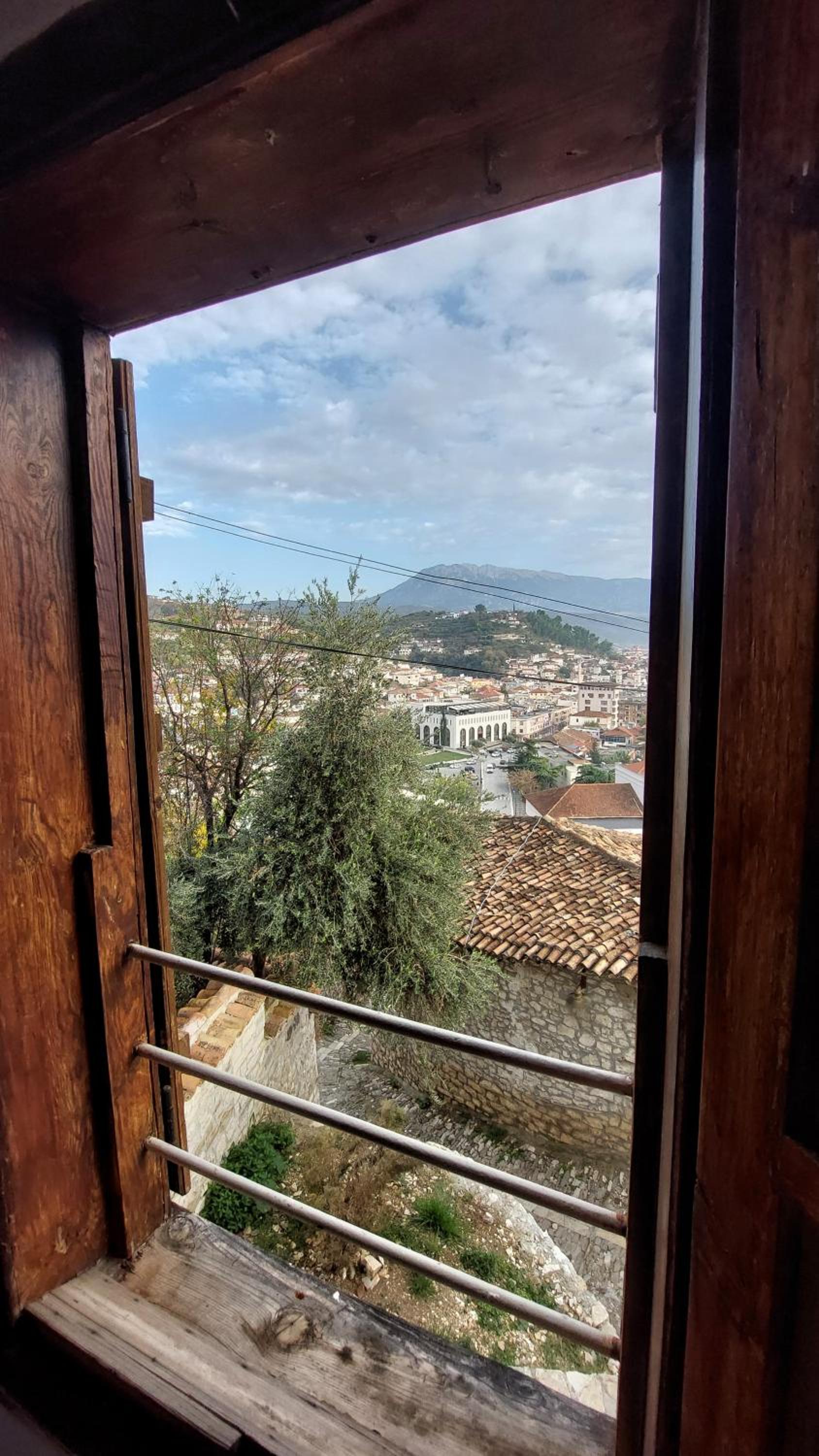 Hava Baci (old town)