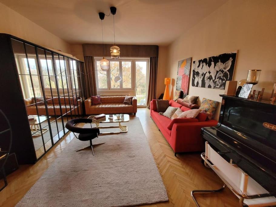 Artist Residence by STN view 3