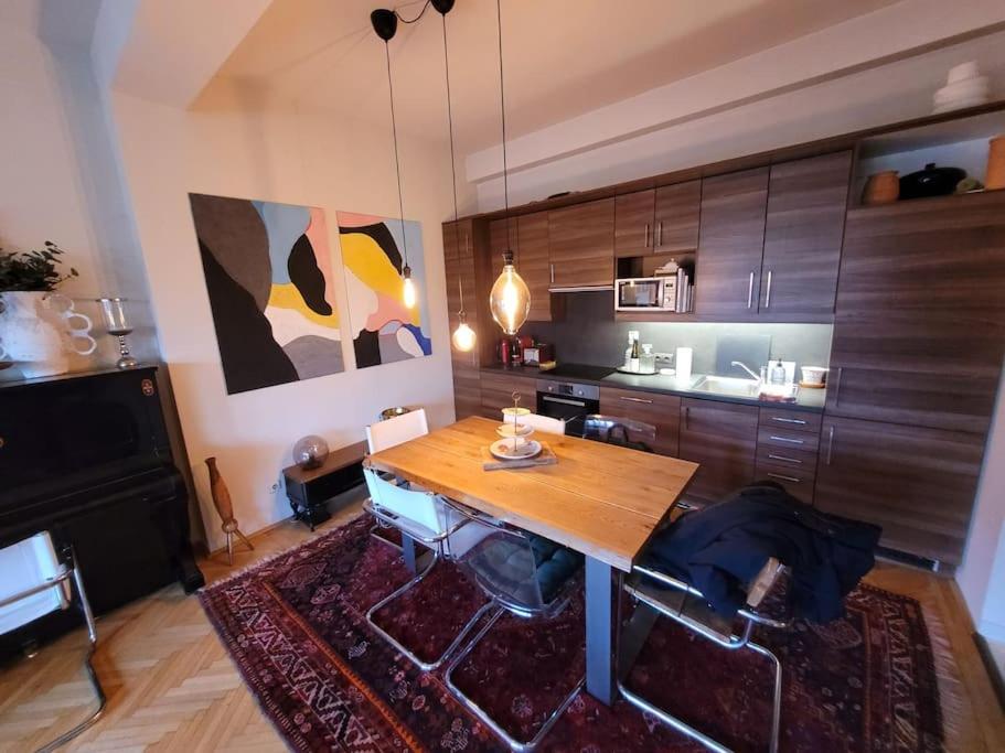 Artist Residence by STN view 5