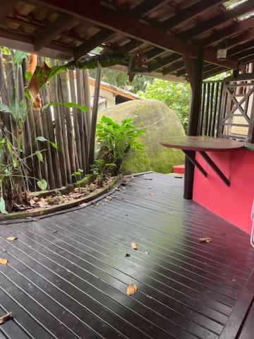 Casa em Ilhabela no condomínio Porto Pitanga