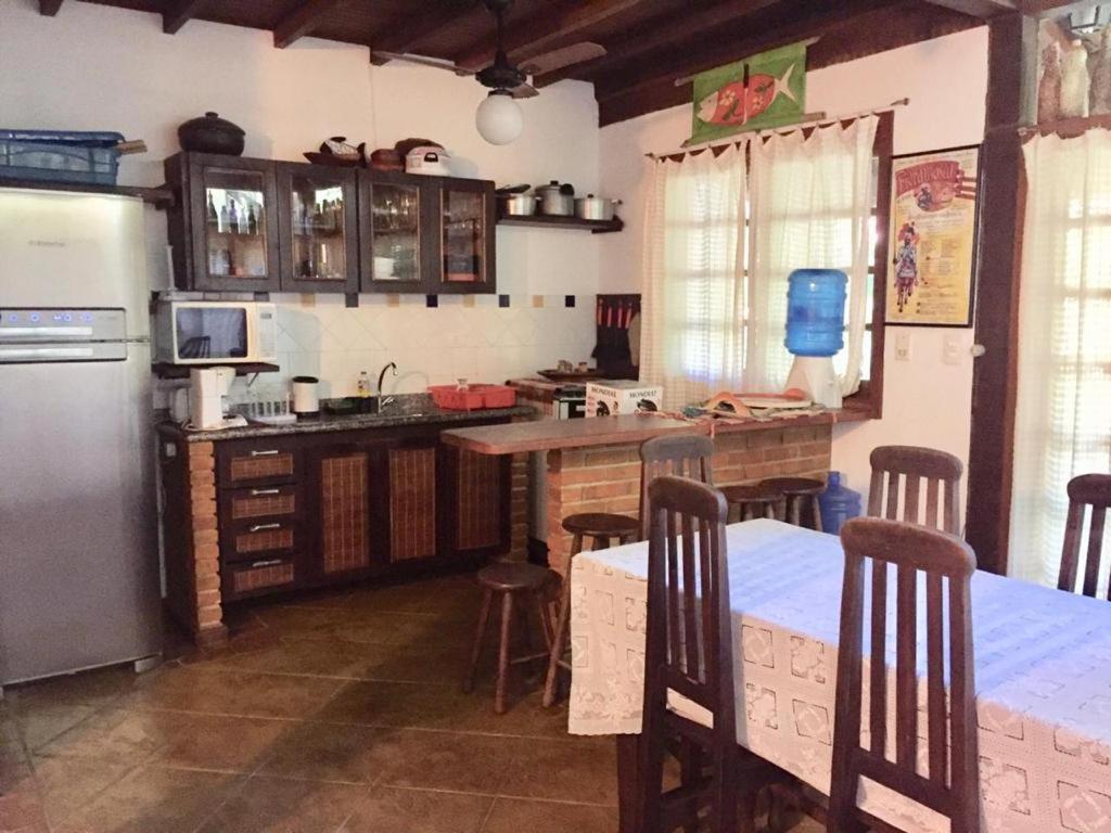 Casa em Ilhabela no condomínio Porto Pitanga