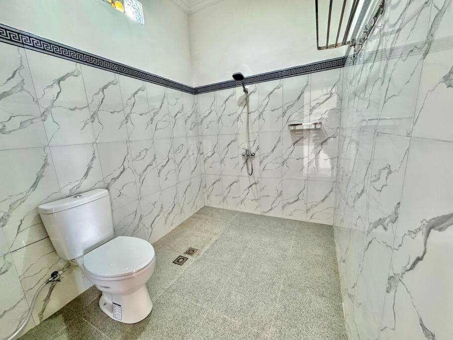 Dealova Villa with Private Pool in Lovina view 4
