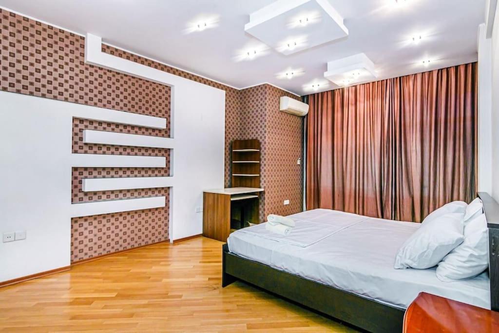 All conditional apartment 5