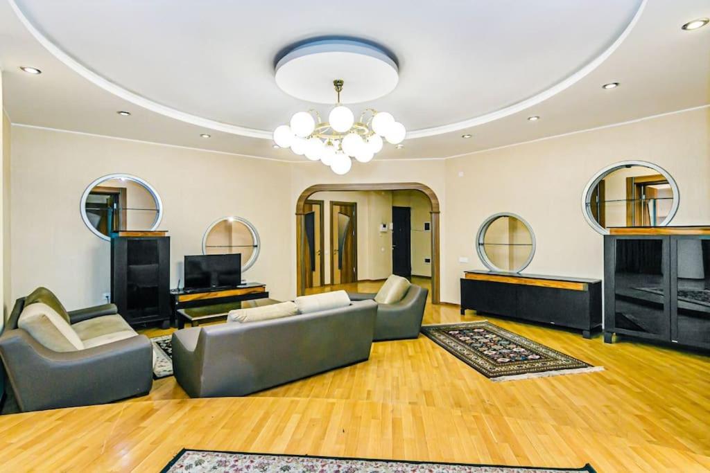 All conditional apartment 5