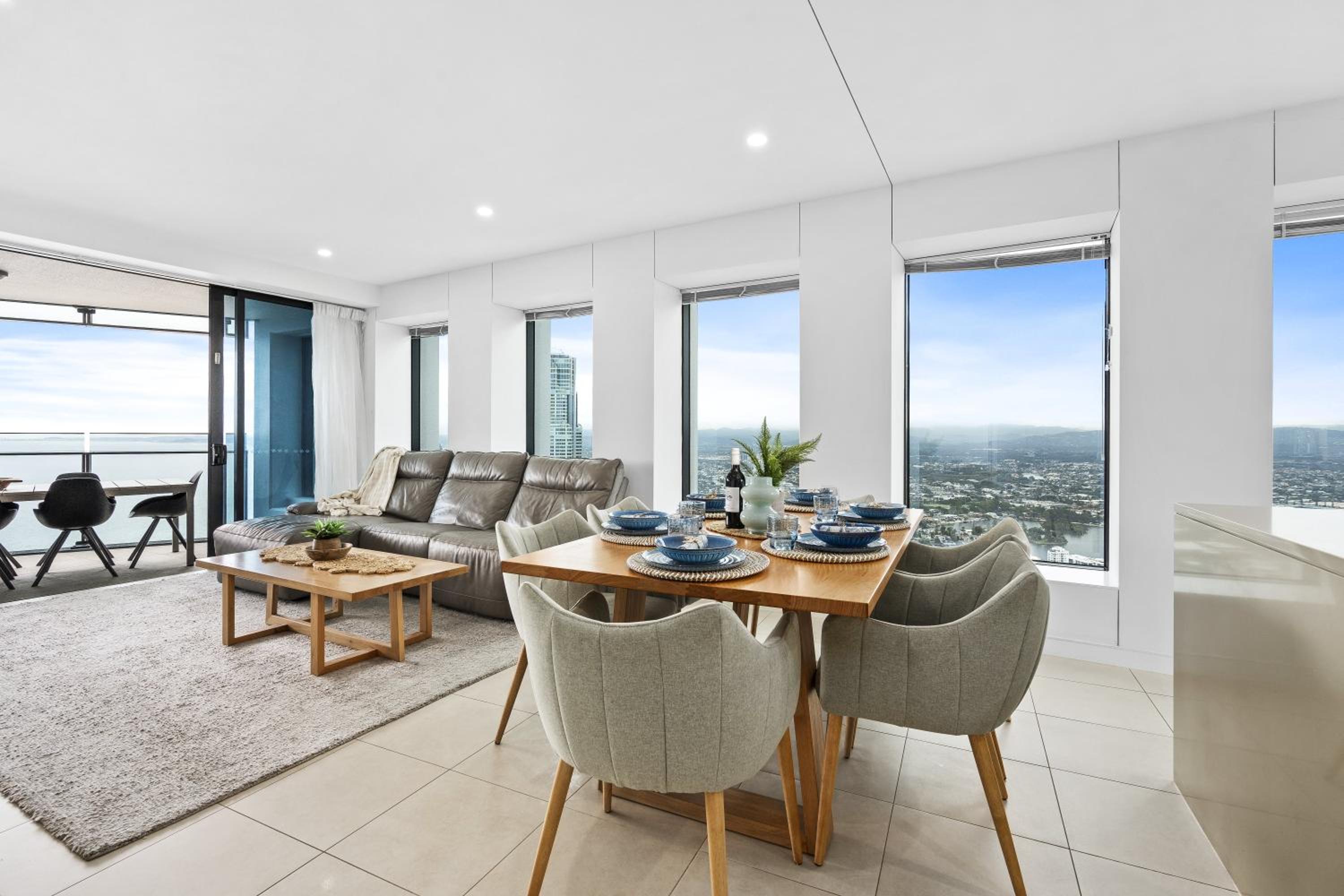 2 & 3 Bedroom OCEAN VIEW Apartments at Soul Surfers Paradise - Q Stay