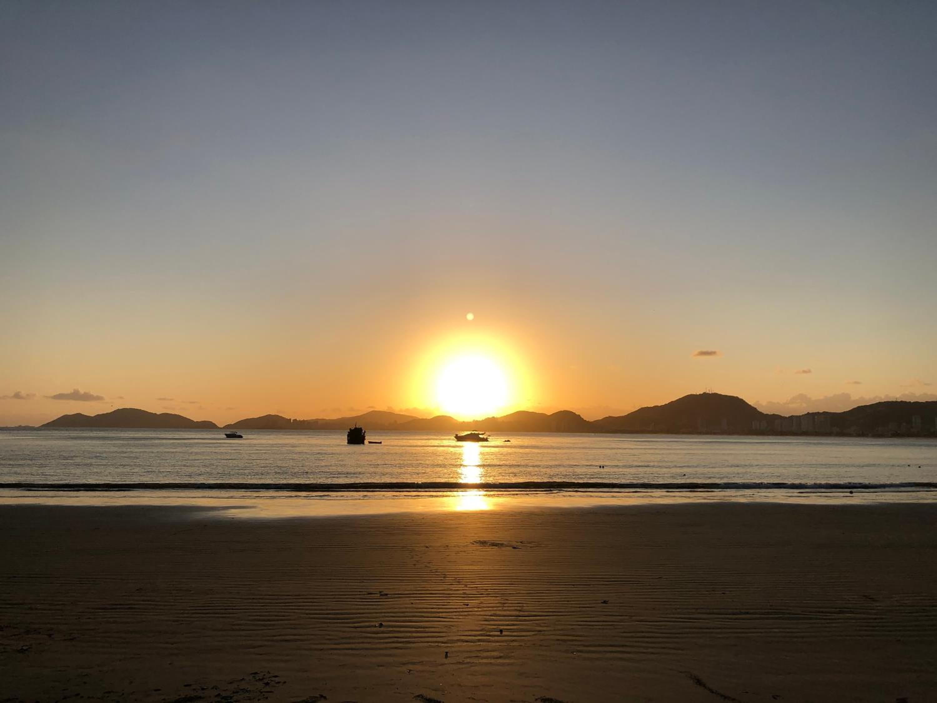 Lindo apto com VISTA MAR - Enseada Guarujá