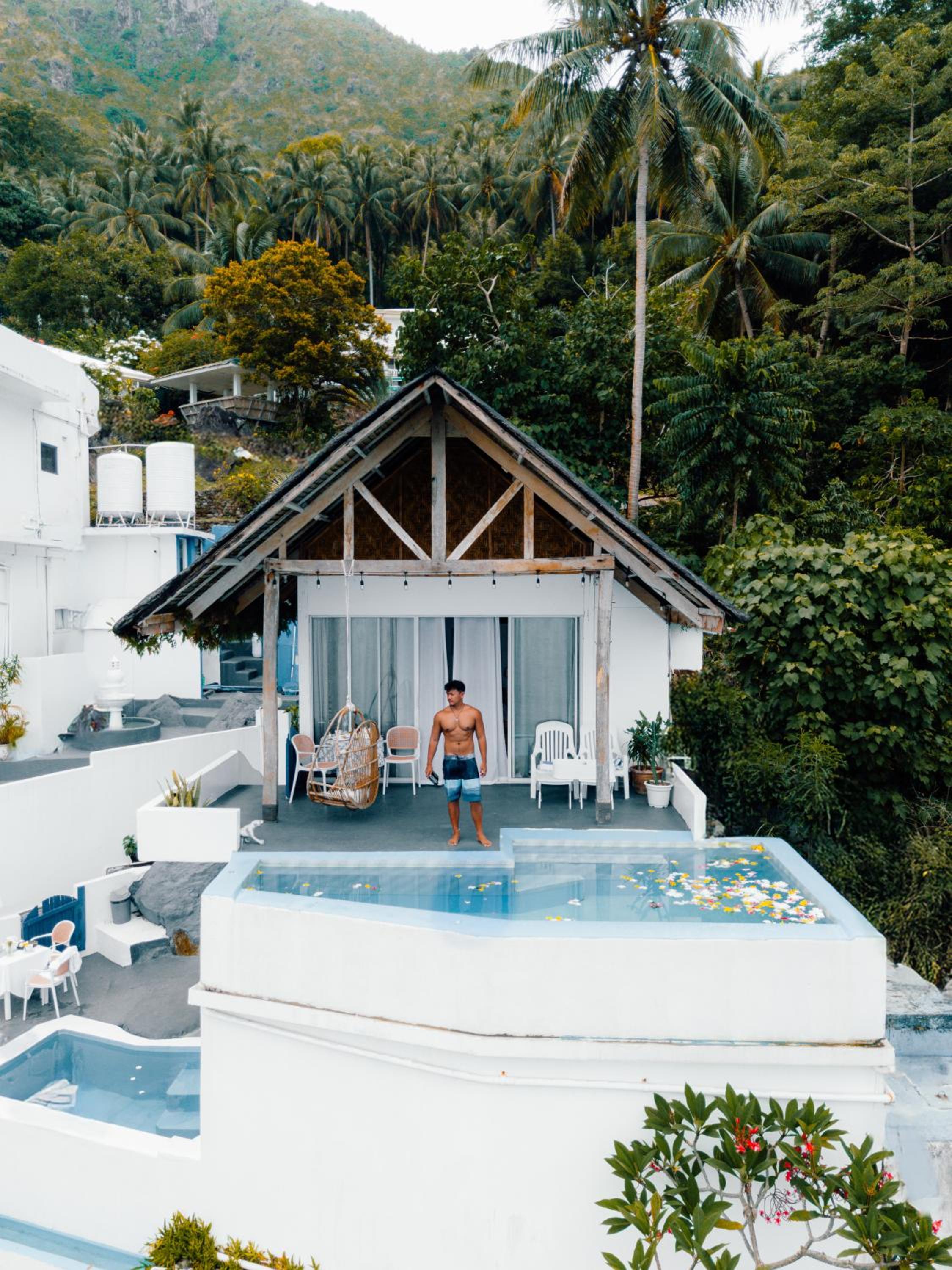 Bintana Sa Paraiso