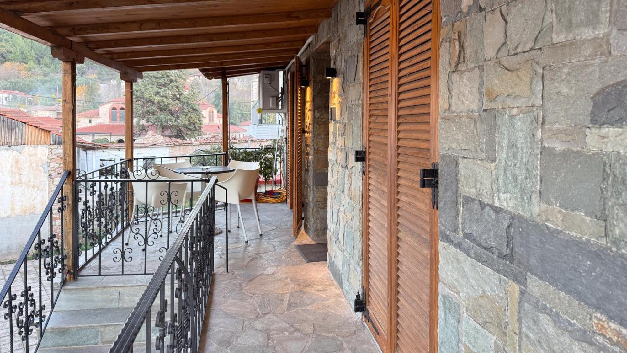 Vasilikis Stone House