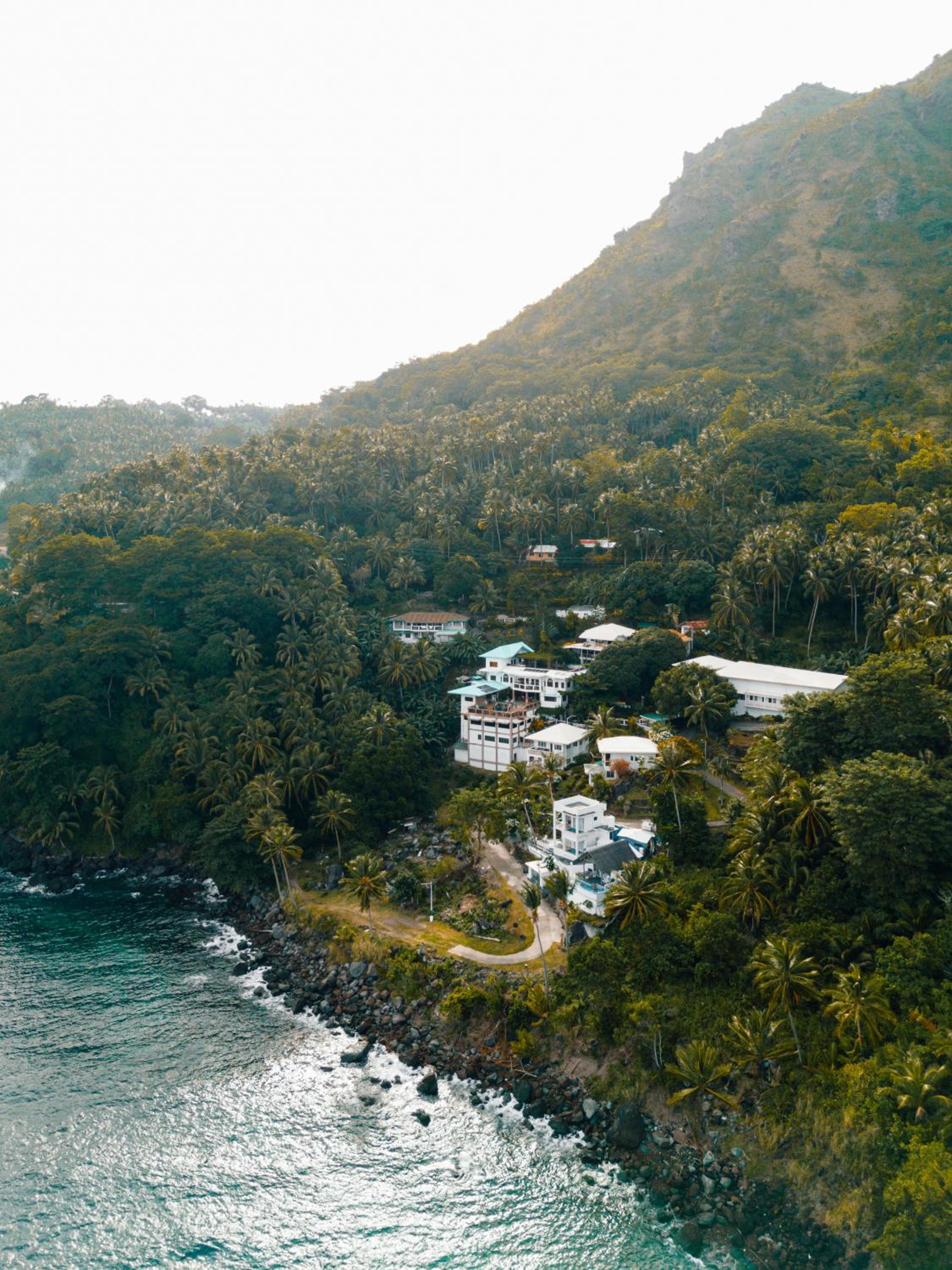 Bintana Sa Paraiso