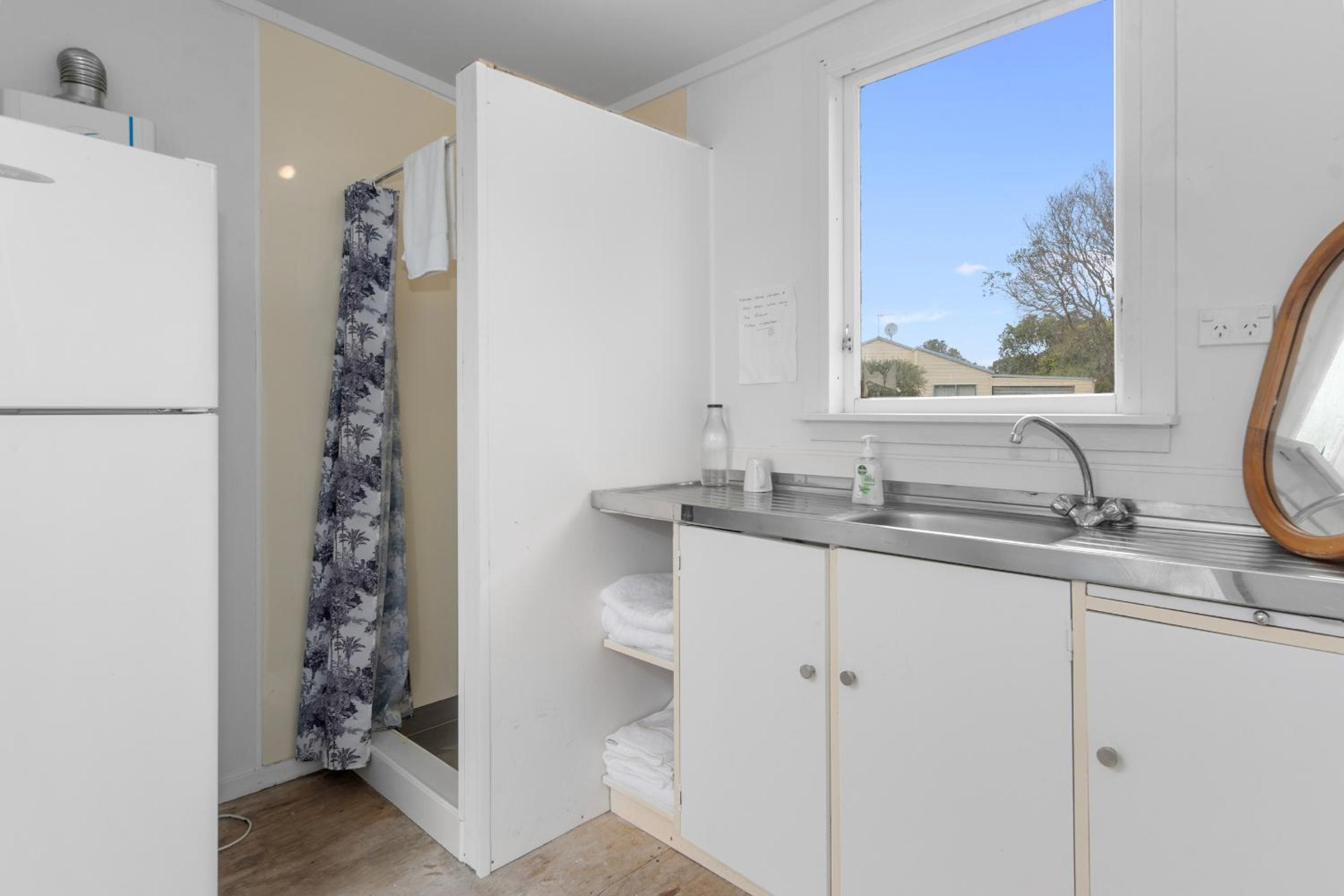 Bream Bay Sands - Ruakaka Holiday Home view 3