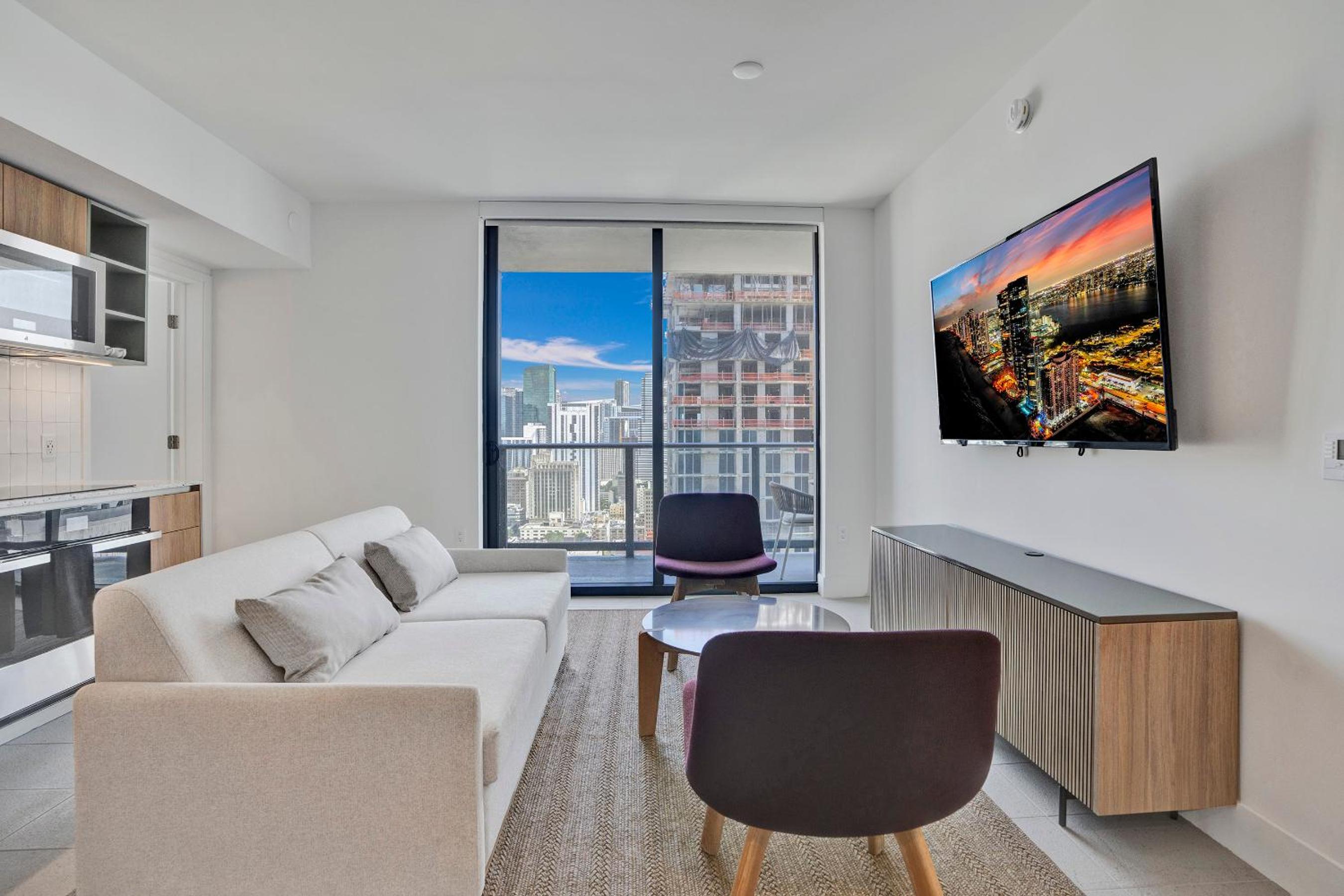 New 2-Bdrm Downtown Miami Apartment with Bay Vista
