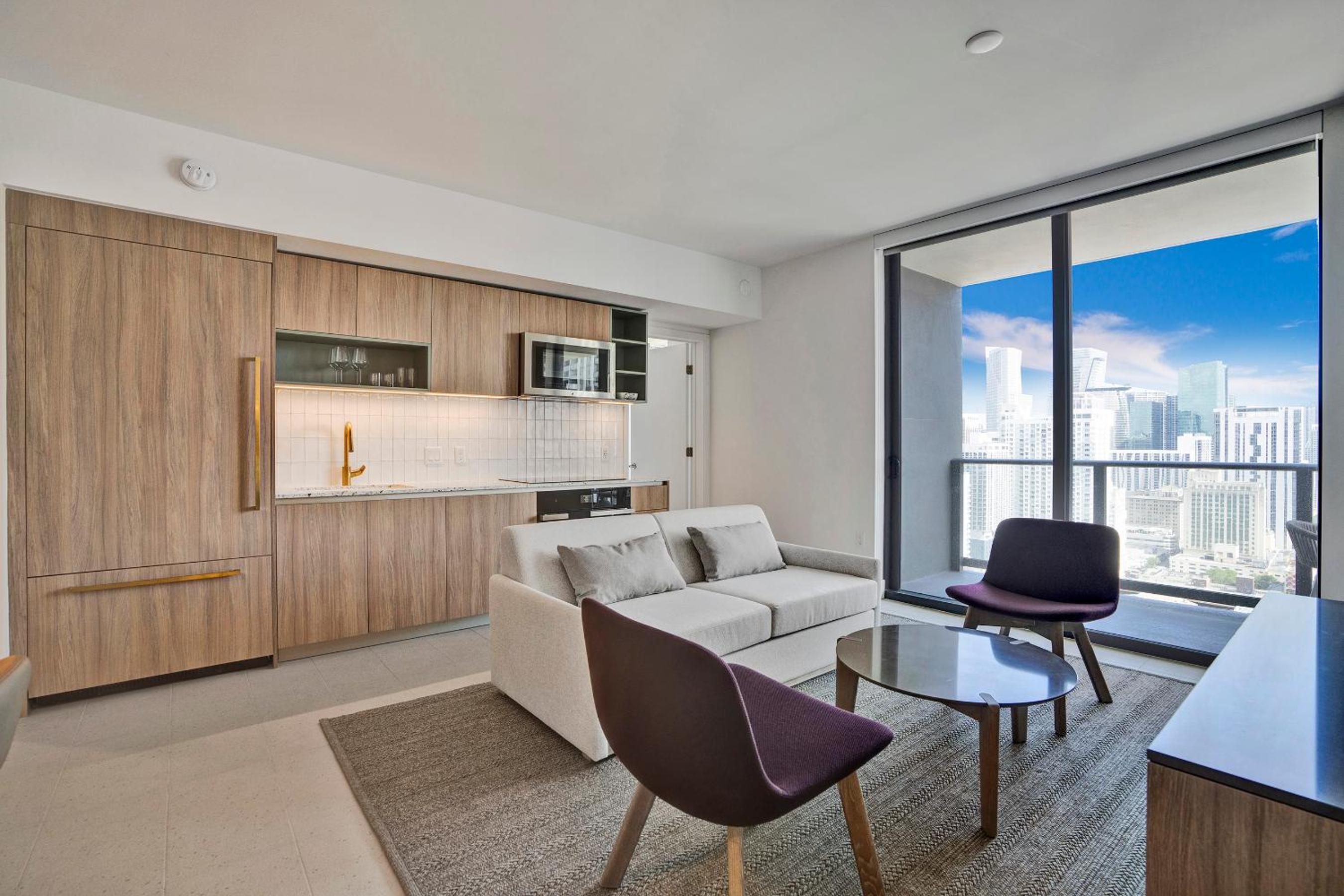New 2-Bdrm Downtown Miami Apartment with Bay Vista