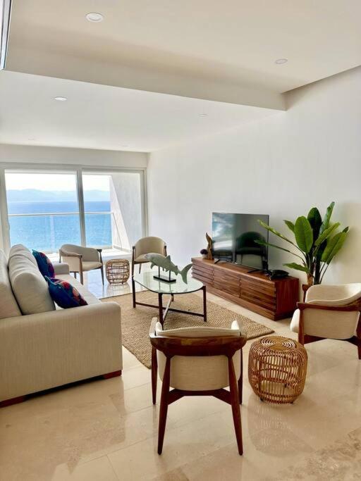 Gorgeous Full Oceanview 2-Bedroom Residence view 4