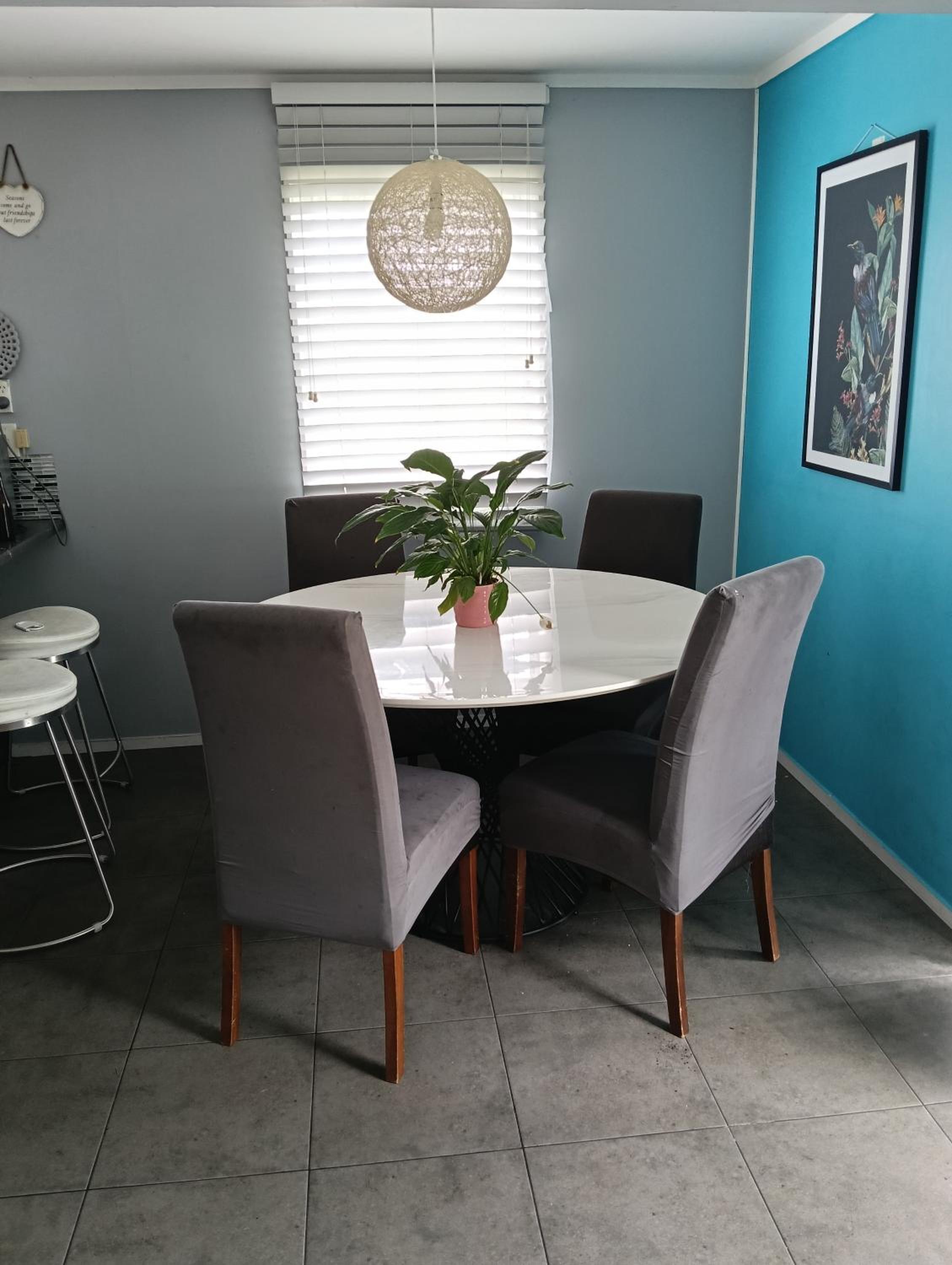 5 Bedroom Home in Hamilton view 5