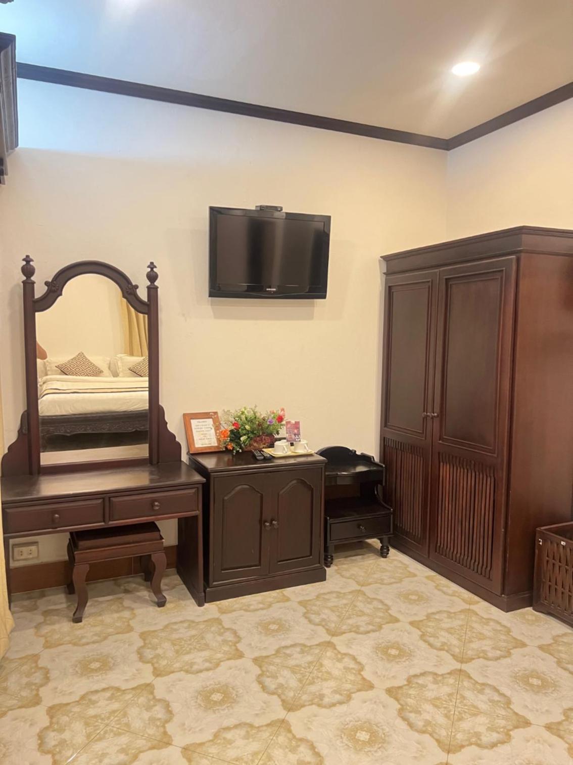 Luang Prabang Bakery & Guest House view 5