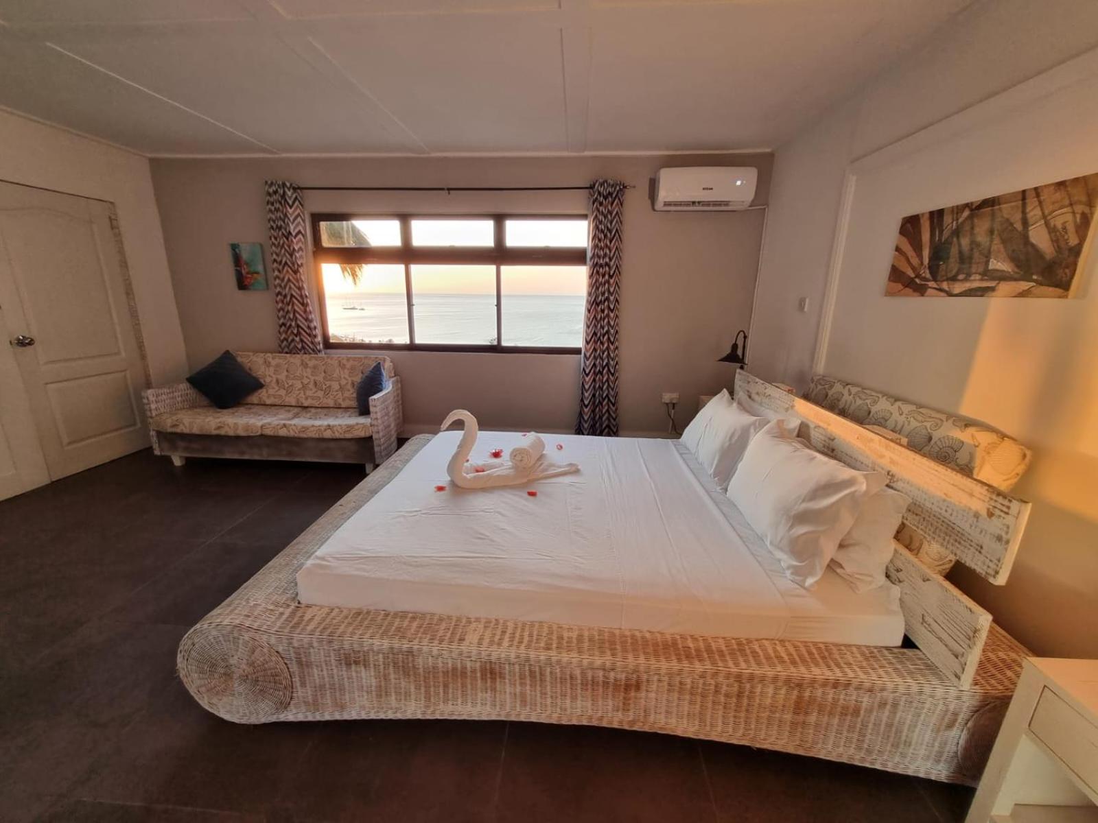 NORTHWEST BAY Seaview apartment