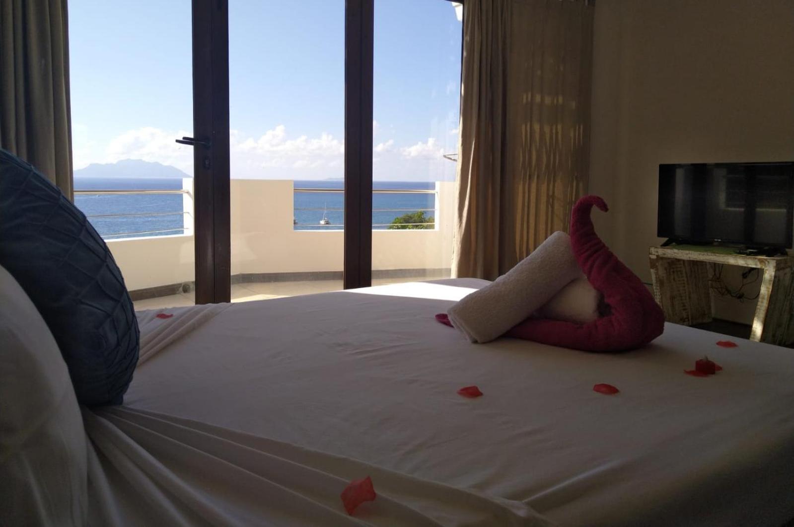 NORTHWEST BAY Seaview apartment