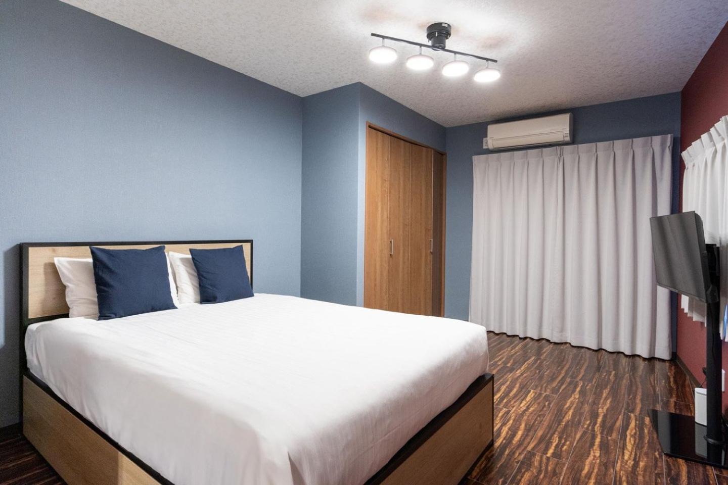 Osaka house sinkan