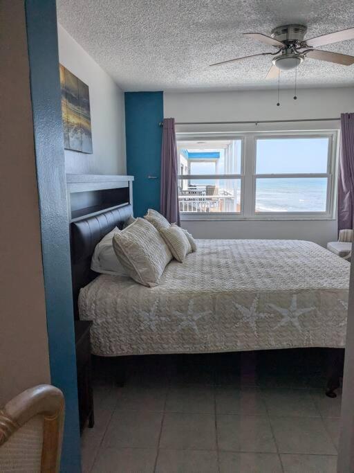 Oceanfront 2Br-2B in Satellite Beach - Ocean Views, photo 4