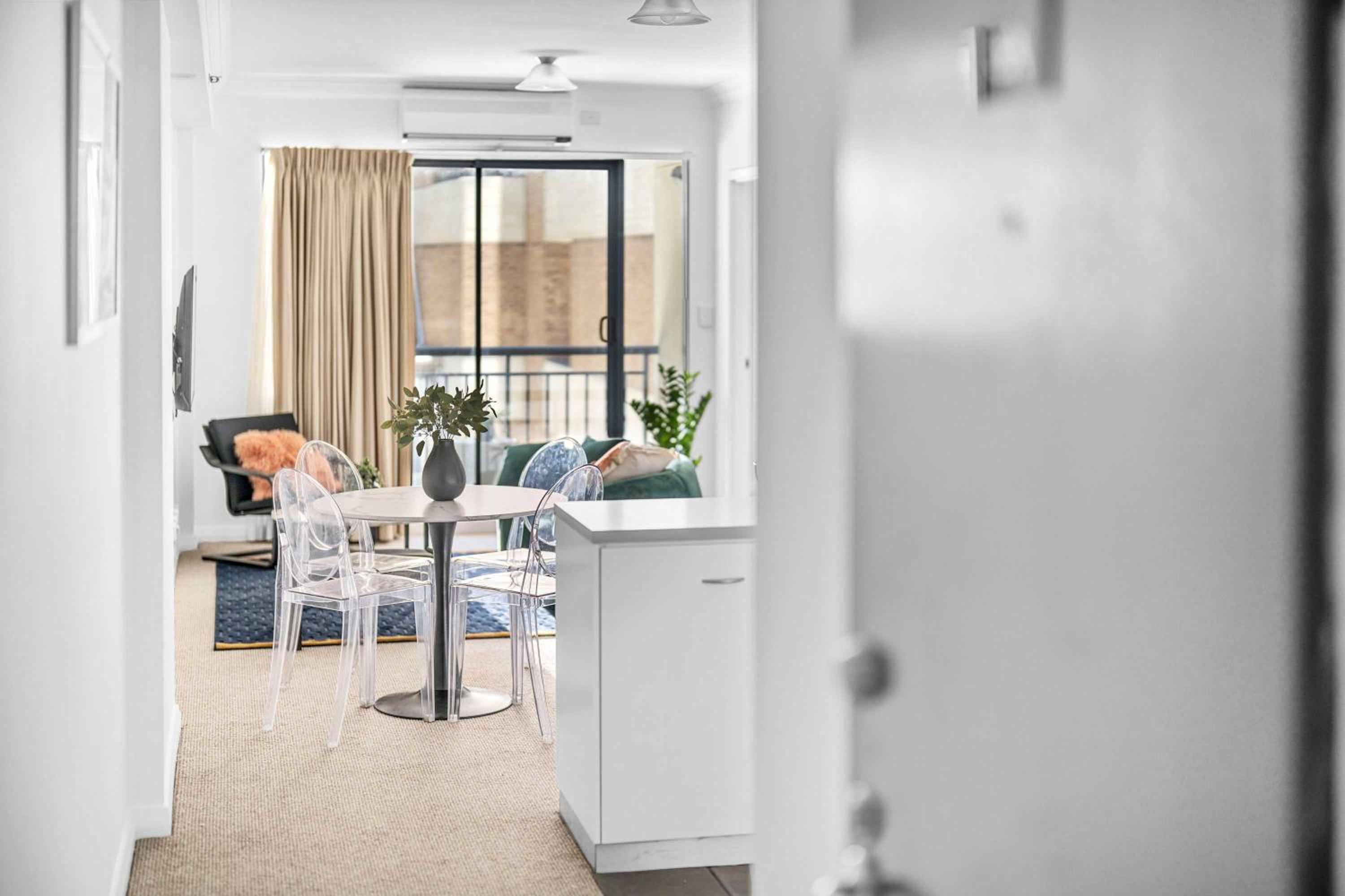 Central Chic Stay