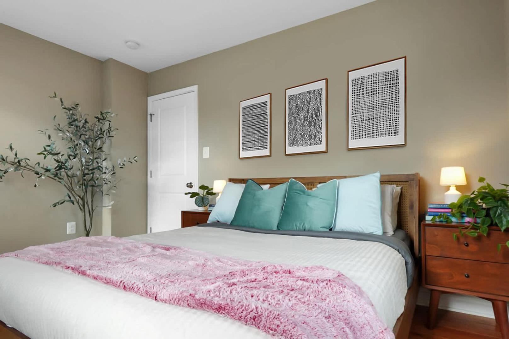 Gorgeous 2BR DC Home with Front Porch view 3