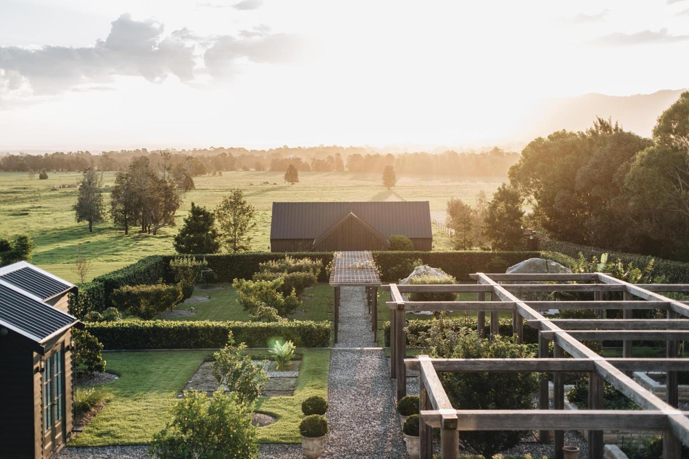Linnaeus Farm, Berry - by Linnaeus Collection