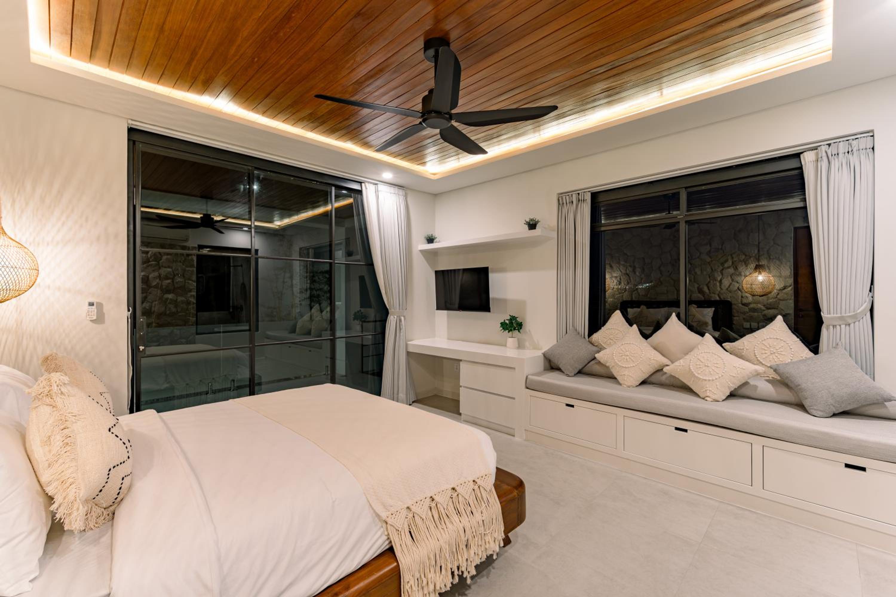 Luxury Ocean Dream Villa view 3