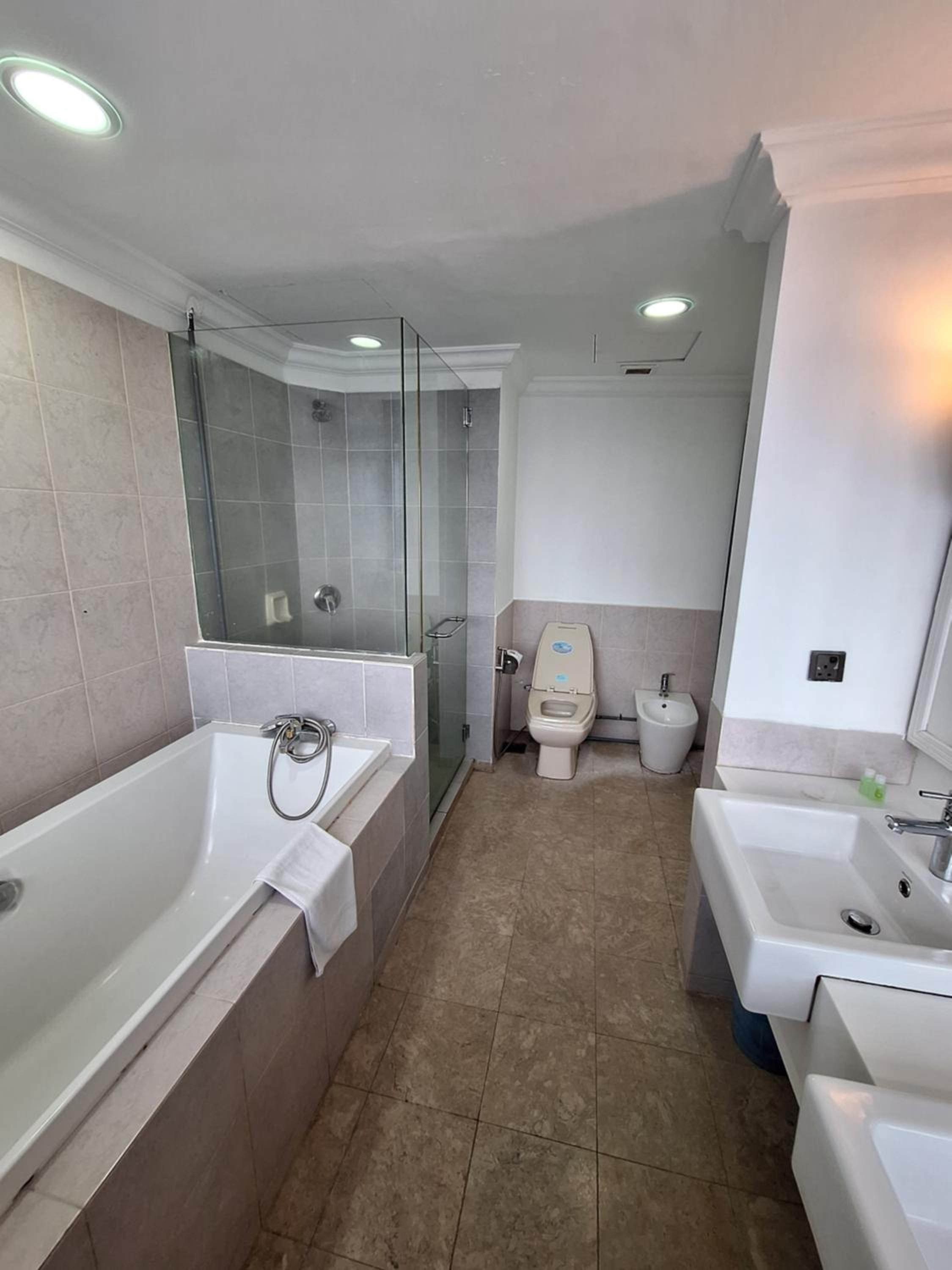 Berjaya Times Square Service Apartment, Bukit Bintang, KL
