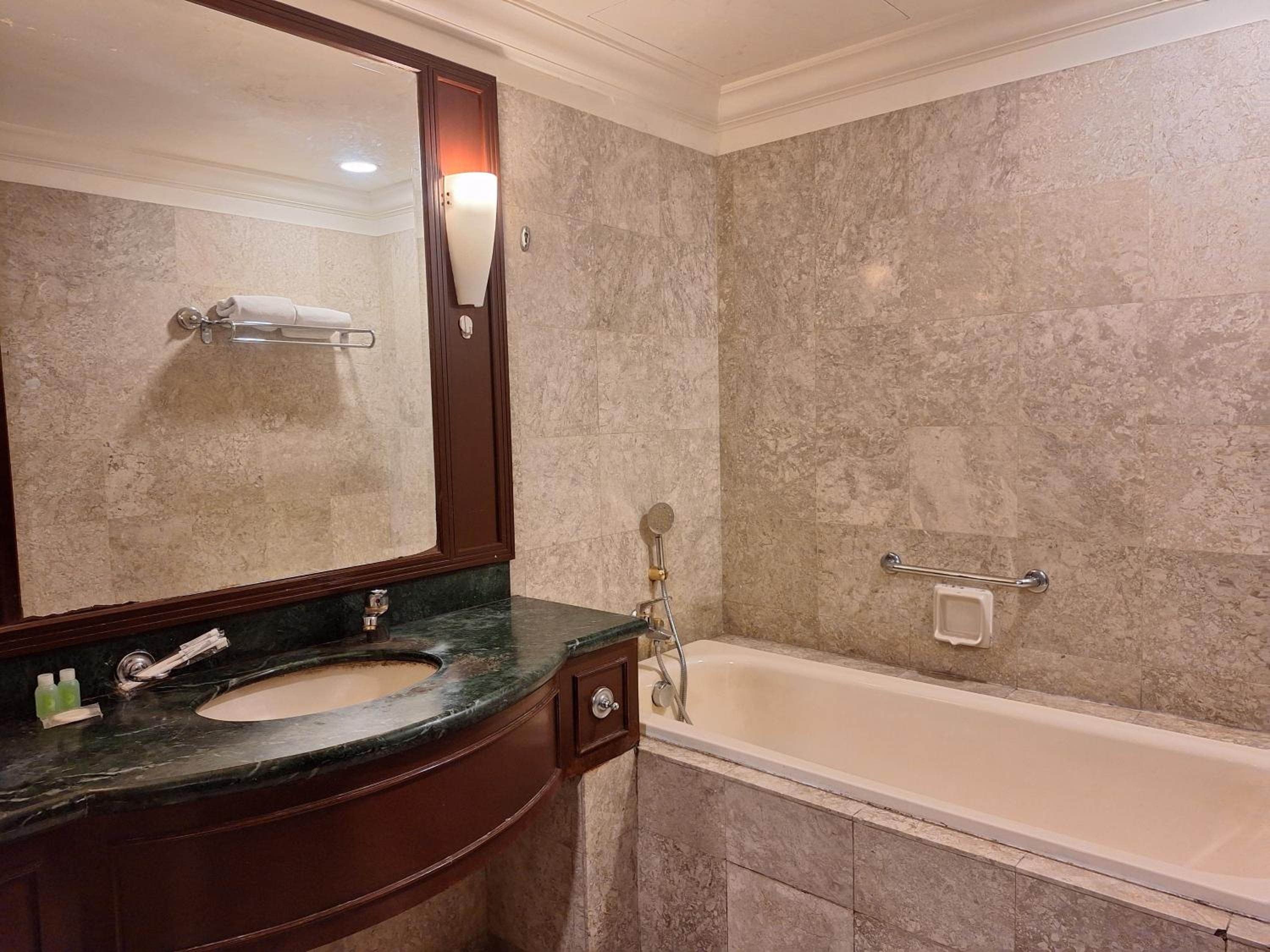 Berjaya Times Square Service Apartment, Bukit Bintang, KL