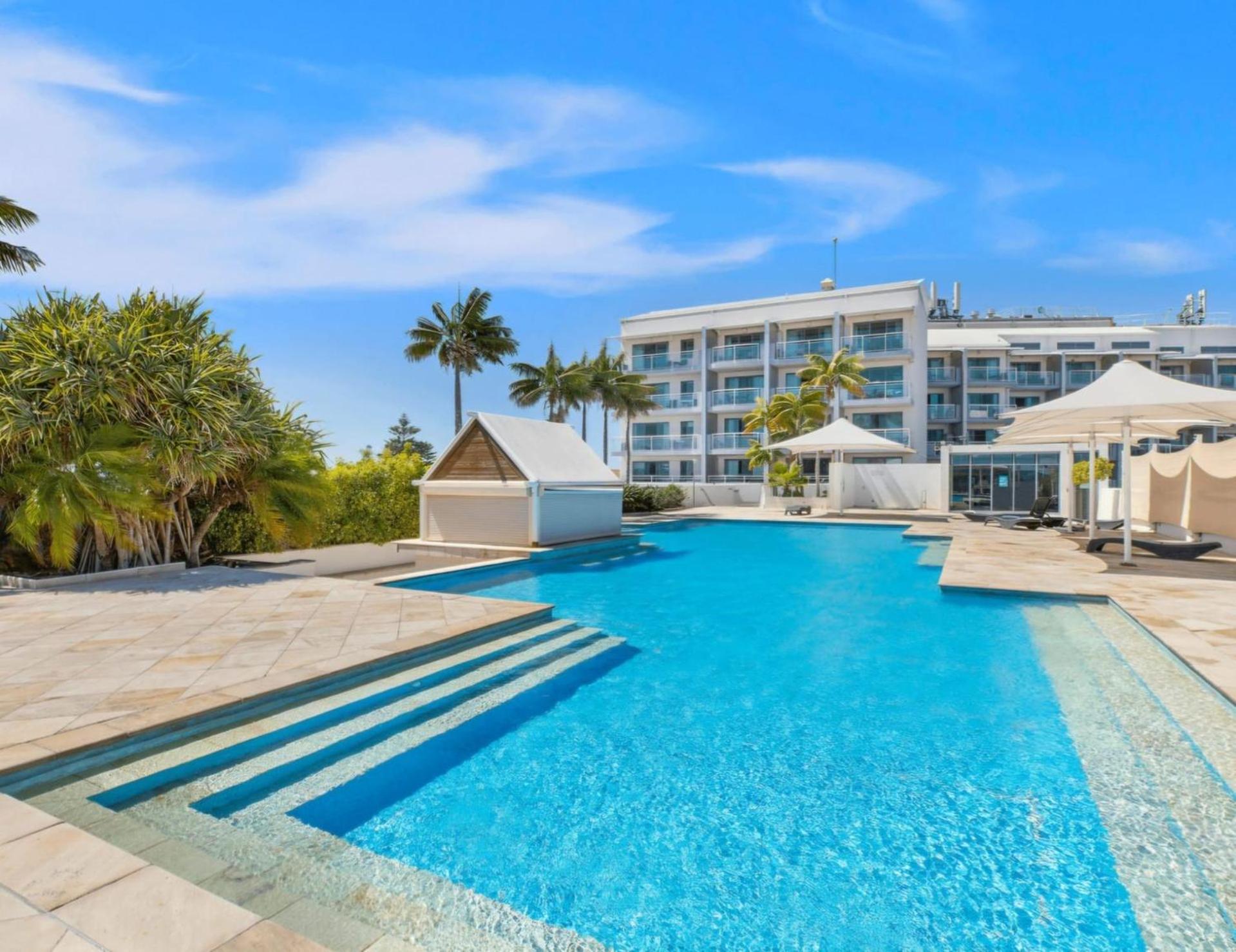 The Entrance Waterfront Studio, Balcony, Pool, Water Views, Unit 208
