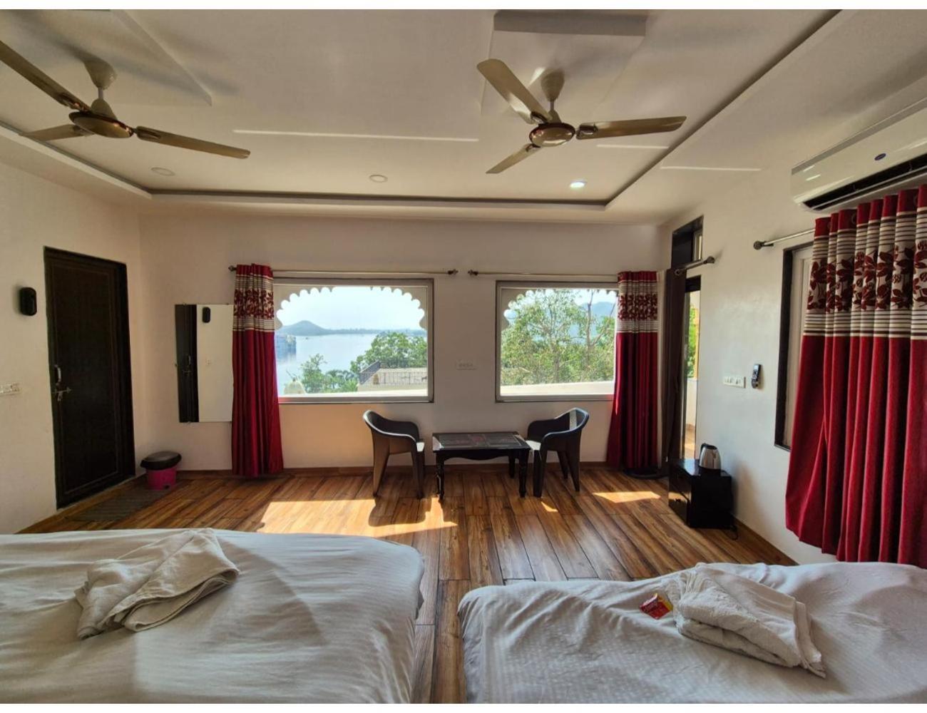 Hotel Lake Star, Udaipur view 5
