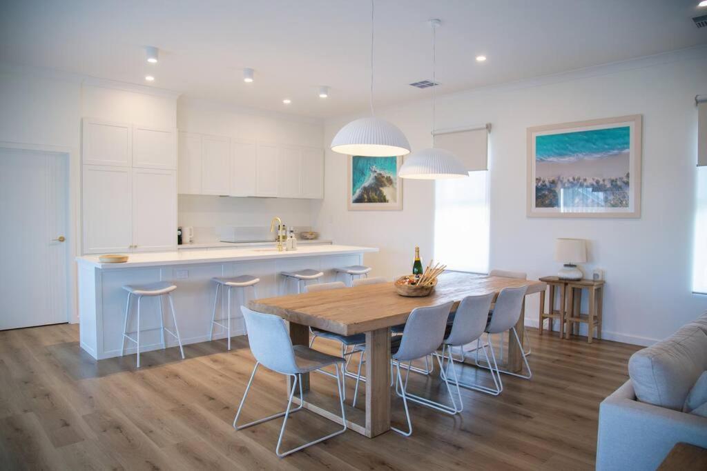 Perranwell House - Aldinga Village