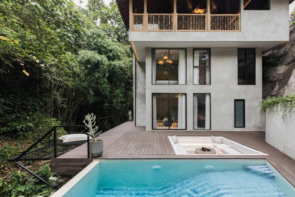 Bamboolina Villa