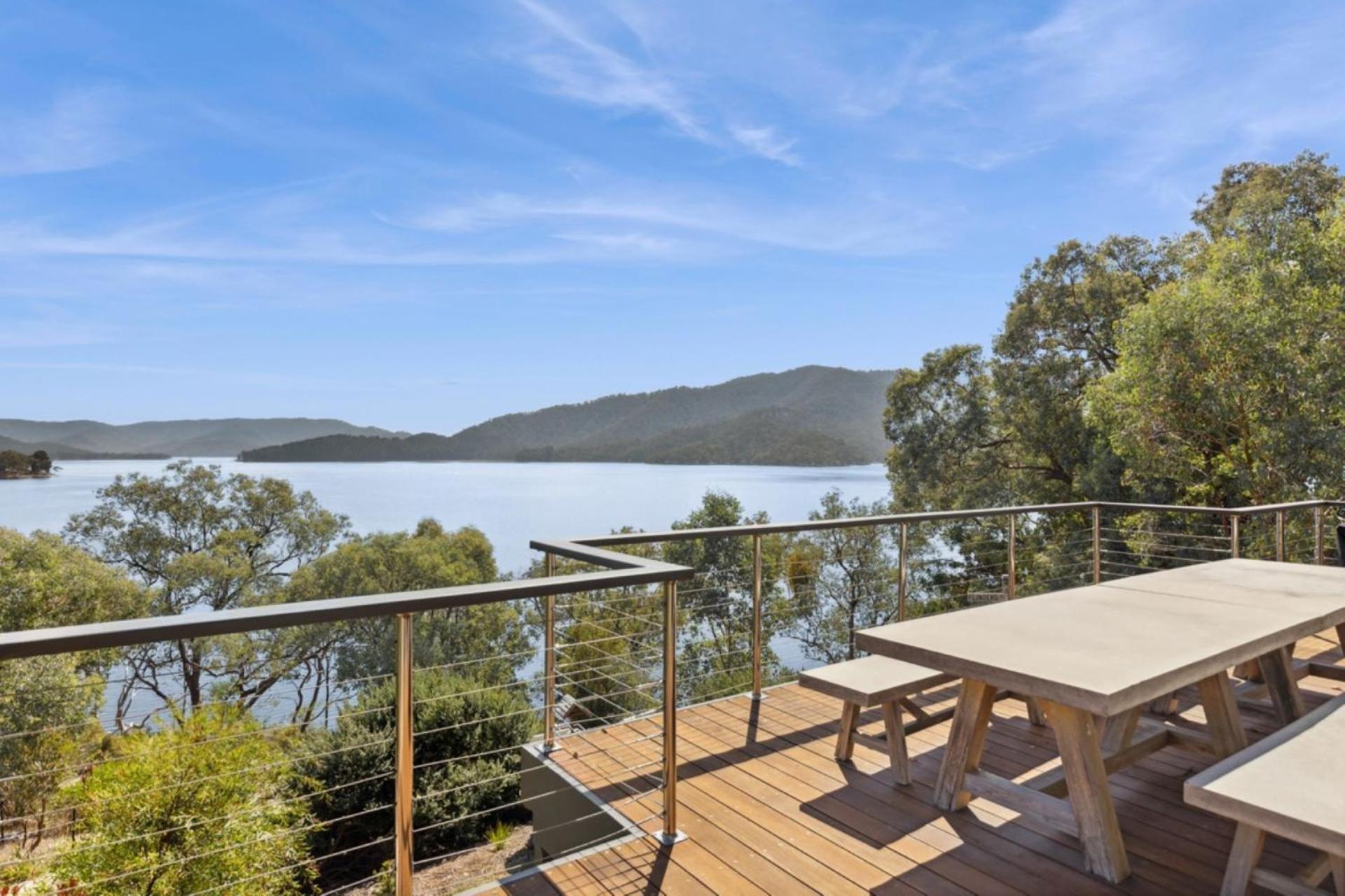 The Point Lakehouse Taylor Bay