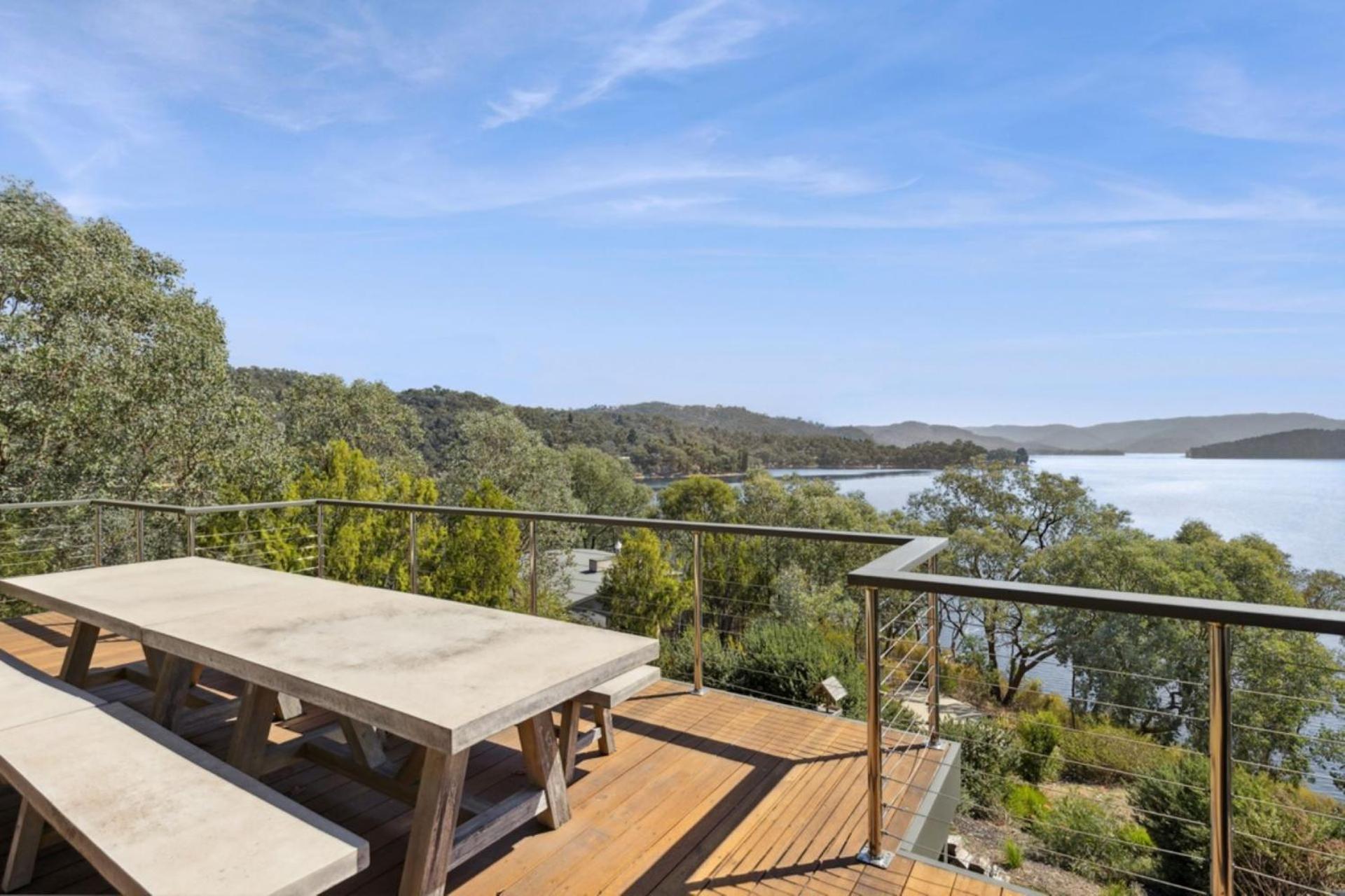 The Point Lakehouse Taylor Bay