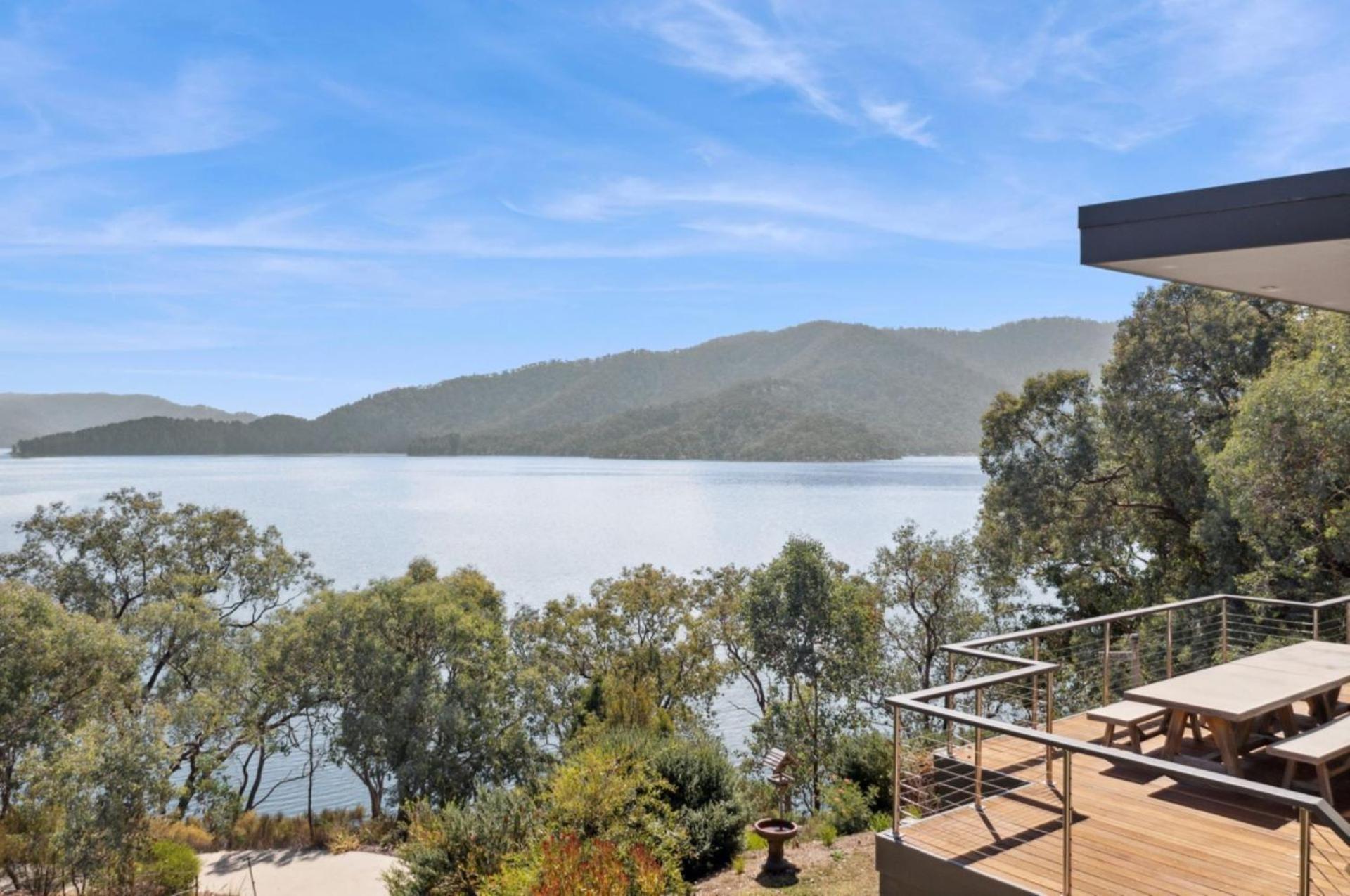 The Point Lakehouse Taylor Bay