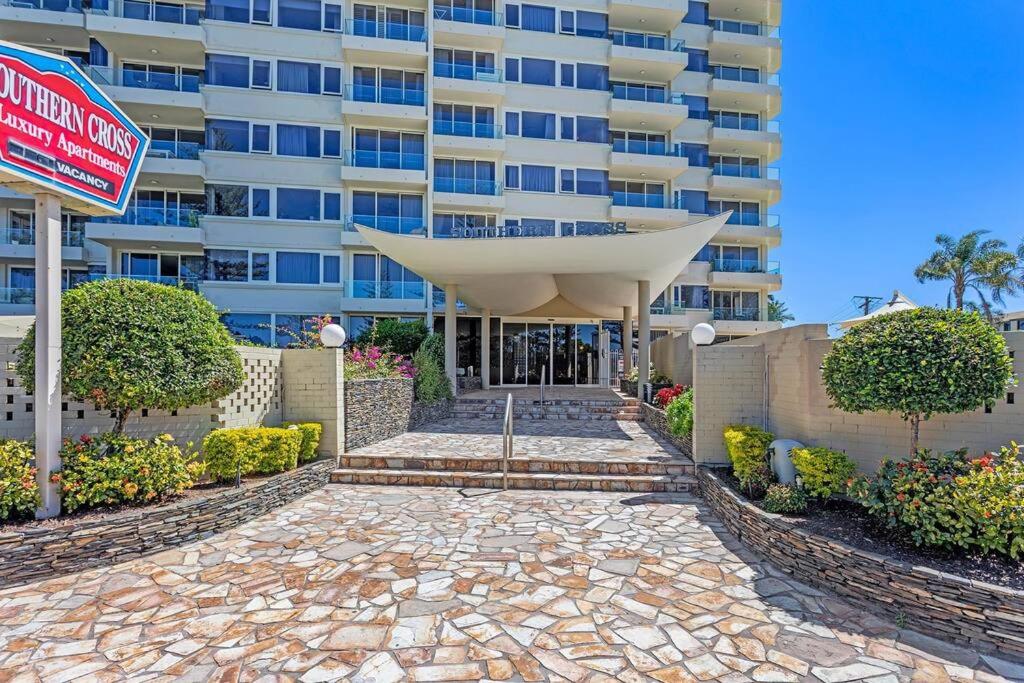 Oceanfront Escape, Southern Cross 9th Floor