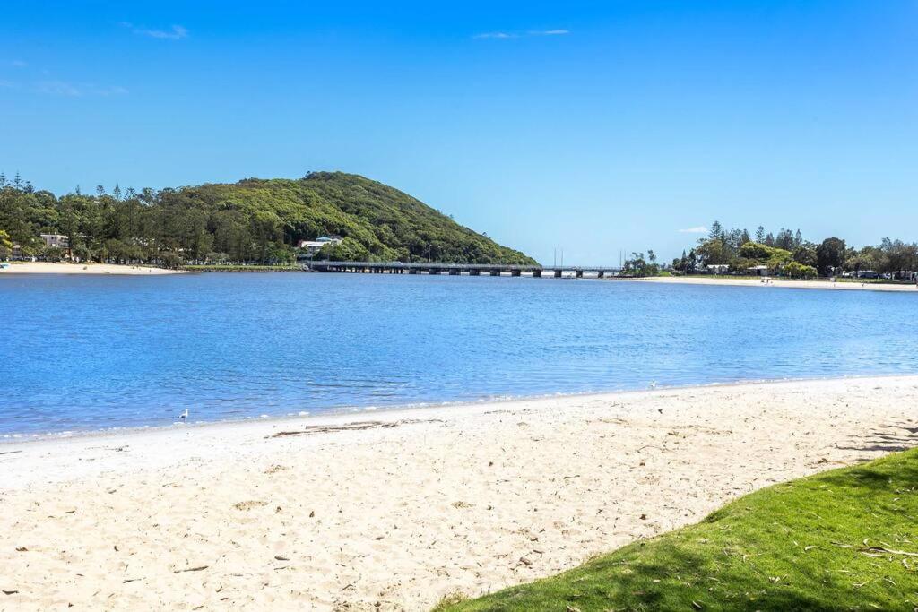 Palm Beach Waterfront Escape