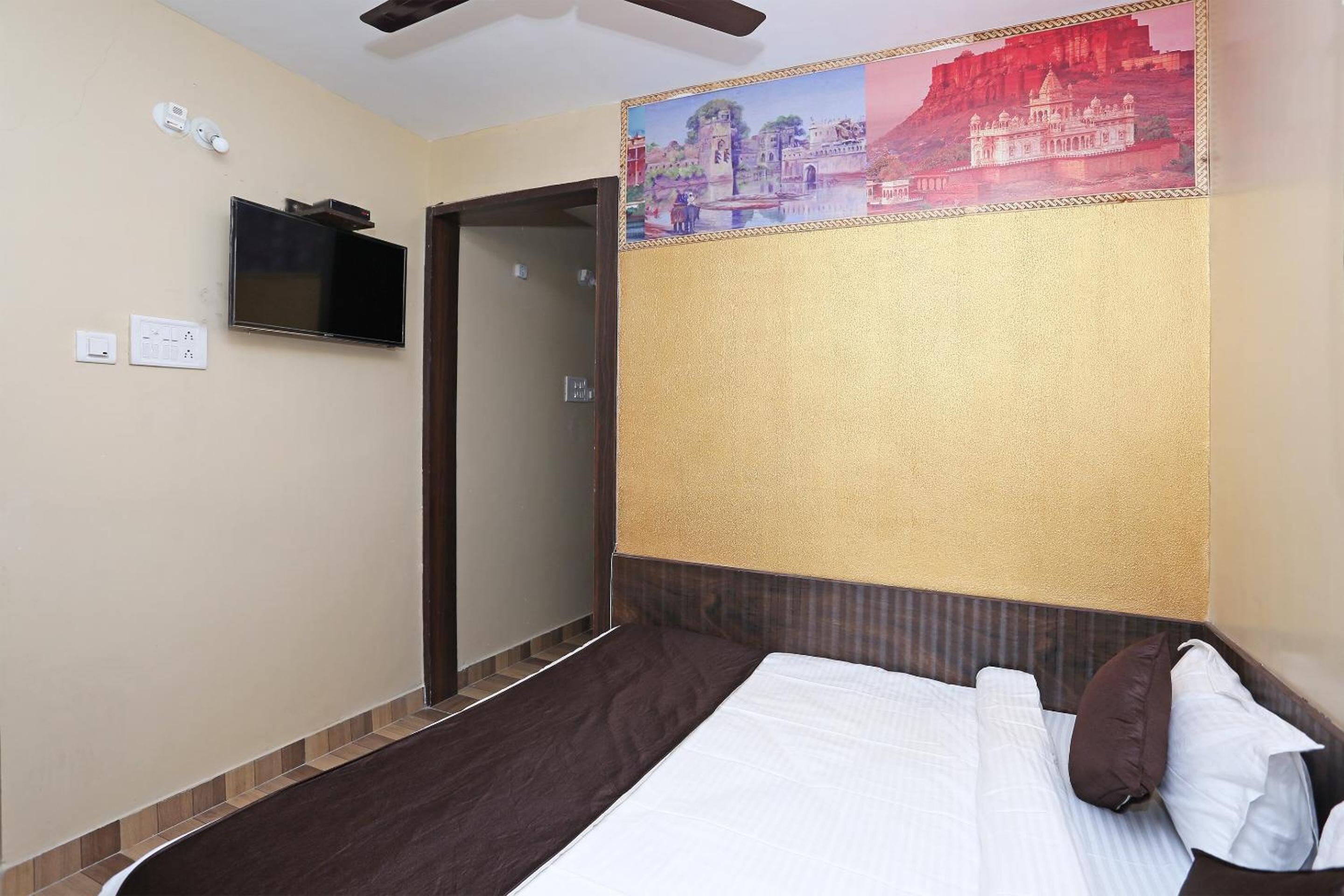 Hotel O Vaishnavi