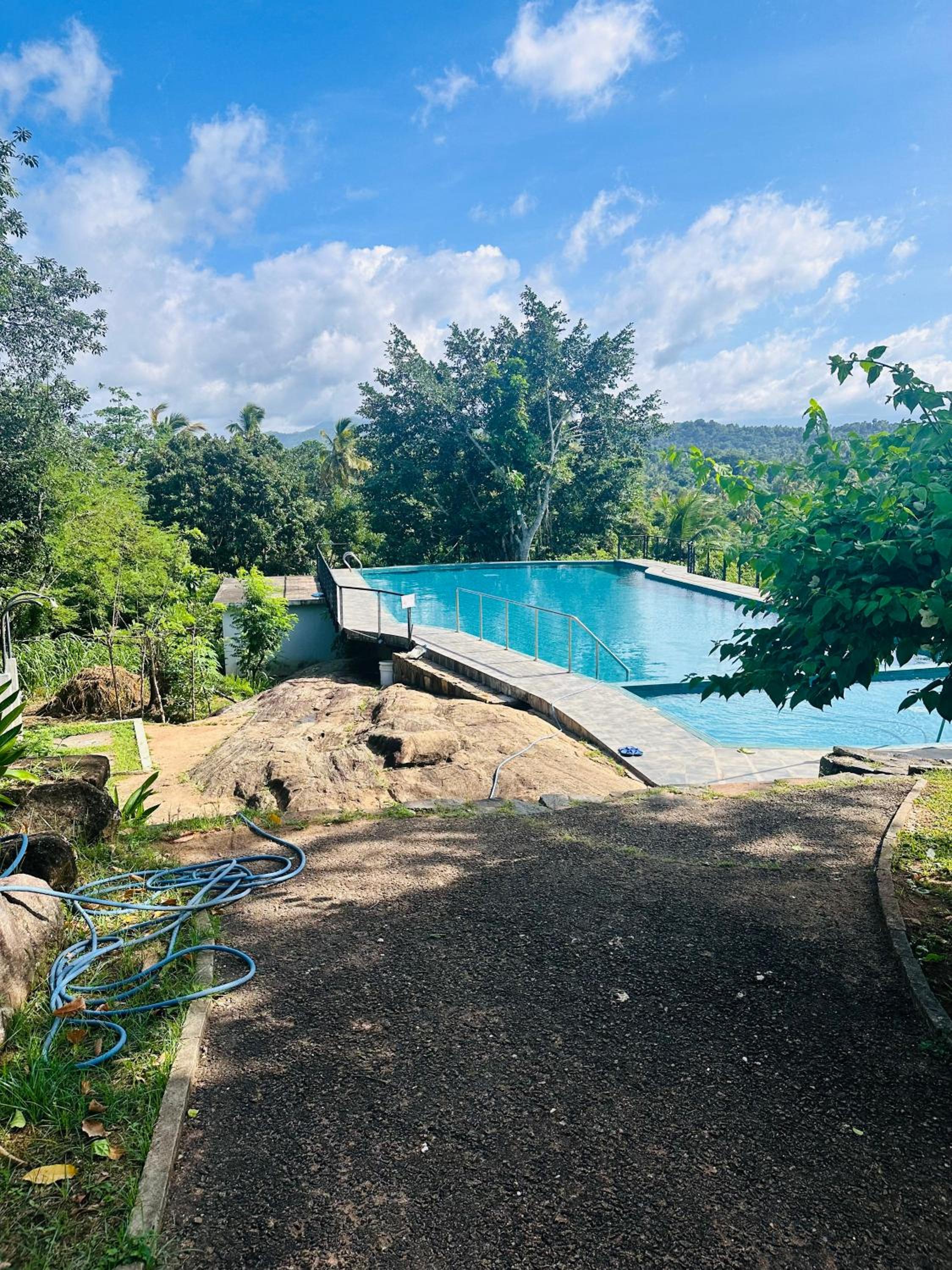 Victoria Range Holiday Villas
