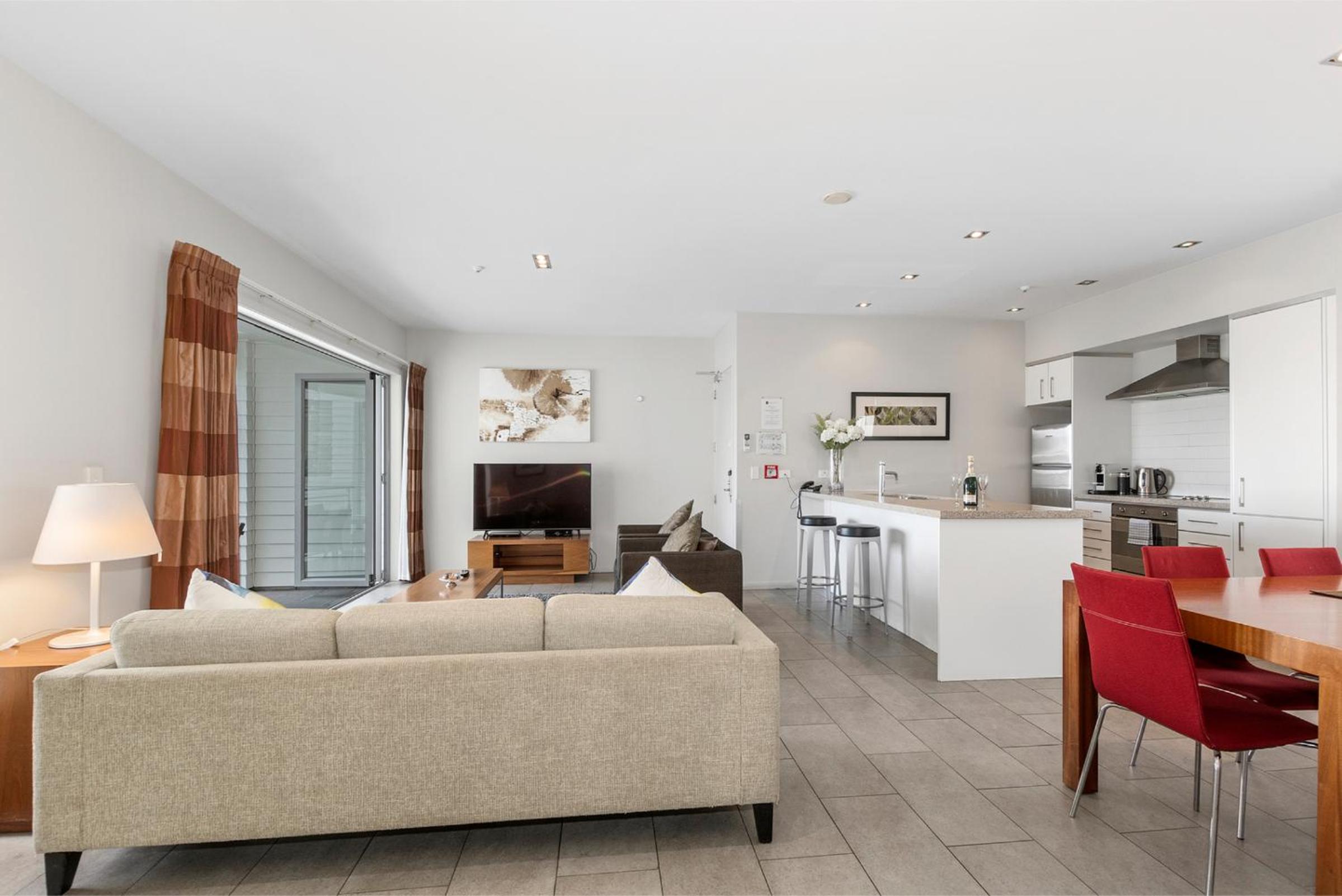 The Waterfront - Paihia Holiday Apartment view 5